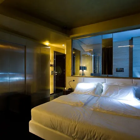 One 4* Catania