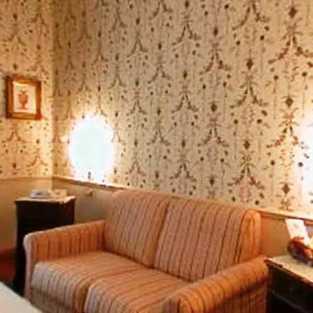 One Ξενοδοχείο