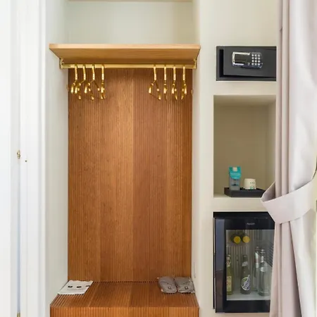 Ξενοδοχείο One