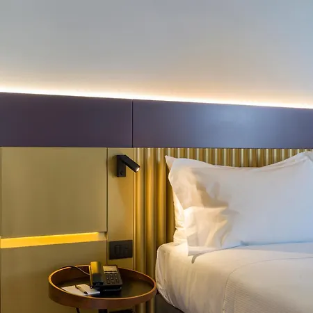 One 4* Catania