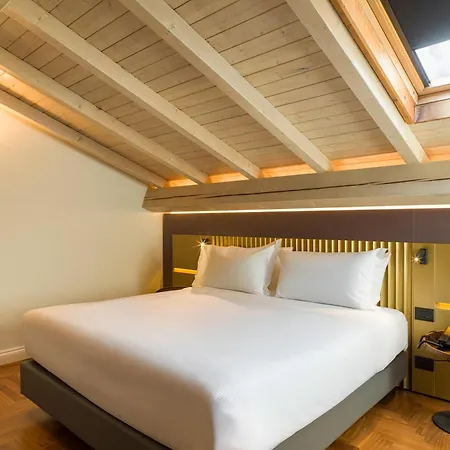 One Ξενοδοχείο Κατάνια