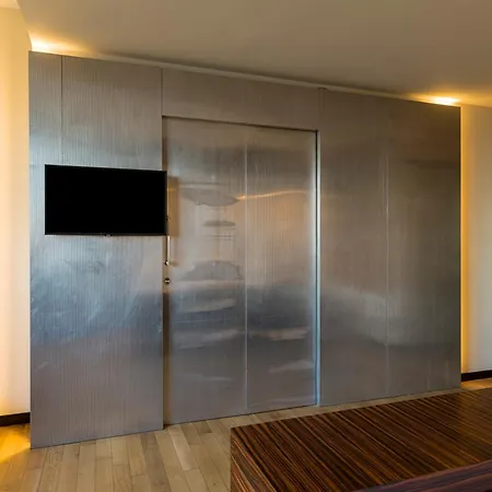 One 4* Κατάνια