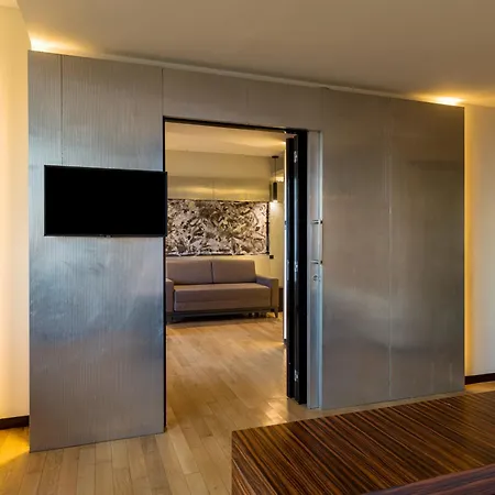 One Ξενοδοχείο